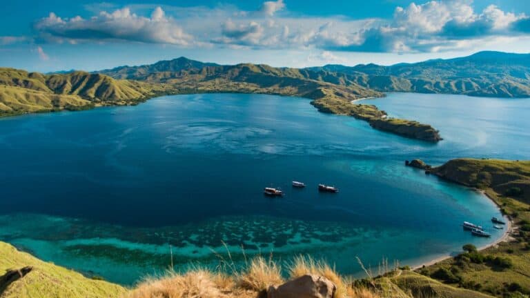 one day trip labuan bajo