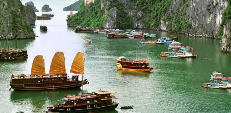 Wisata Vietnam