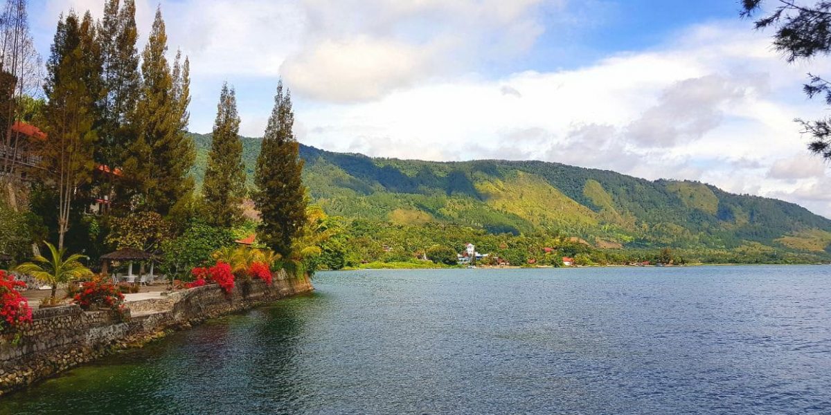 wisata di Danau Toba Indonesia