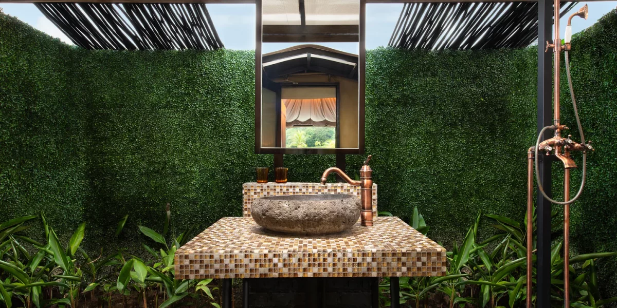 Safari Bathroom